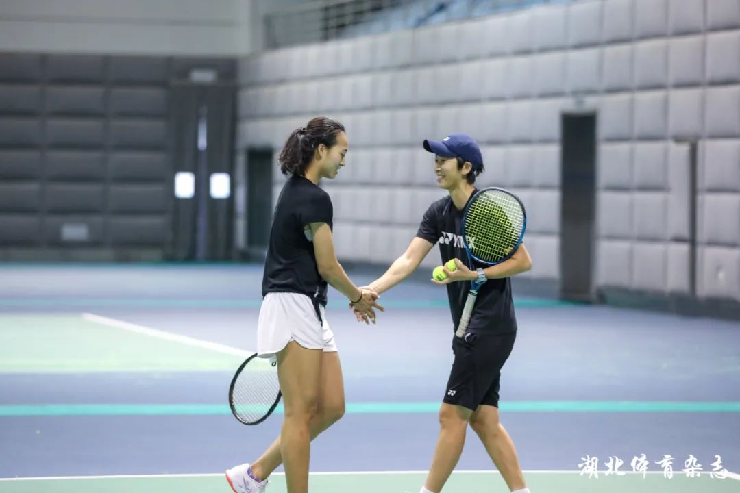 他们必须不 他们必须不