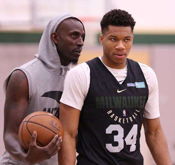 国篮球在整 国篮球在整